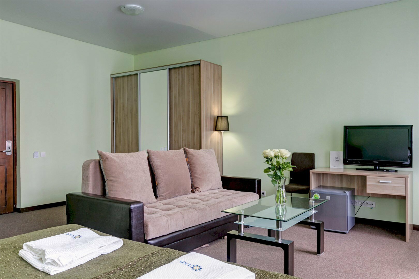 Джуниор сьют