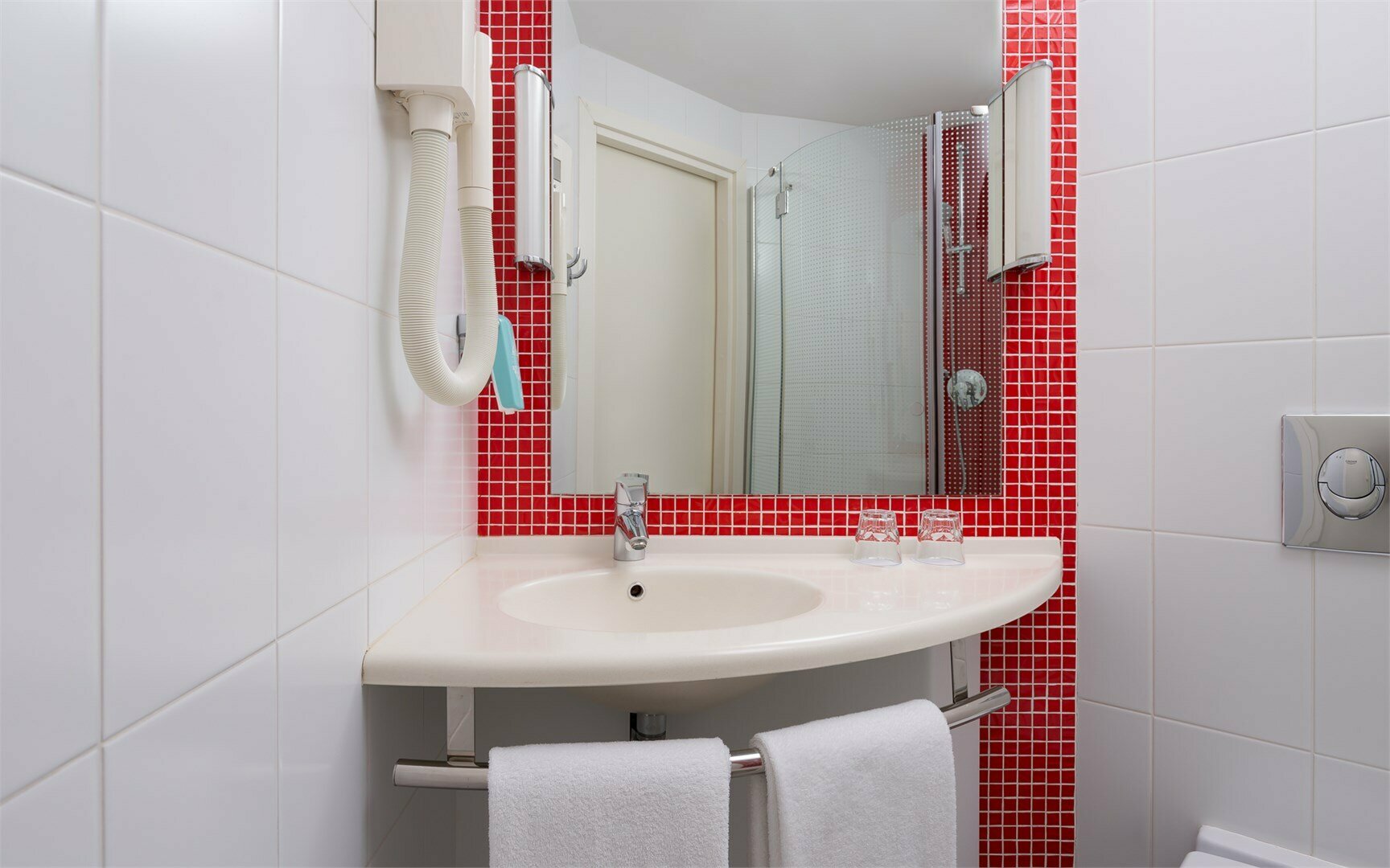 Номер Standard с 2 односпальными кроватями