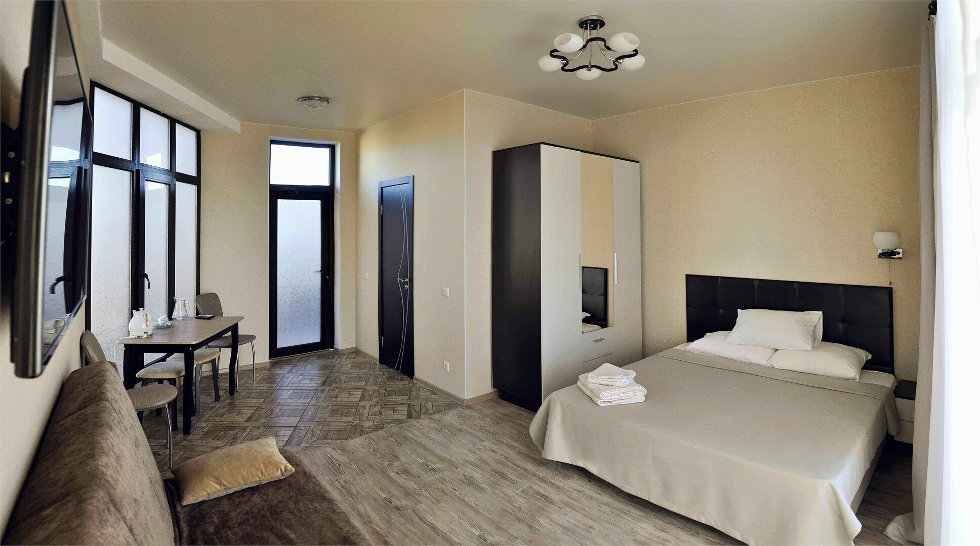 Люкс с балконом