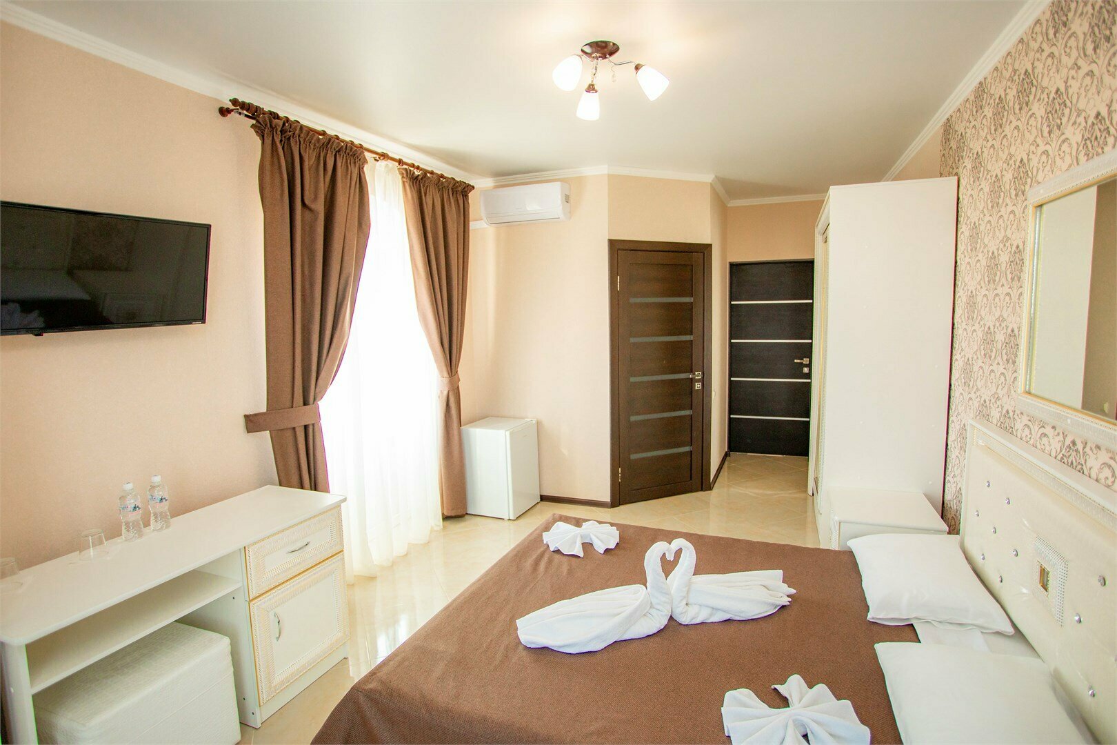 3х местный улучшенный без балкона (с эркером)