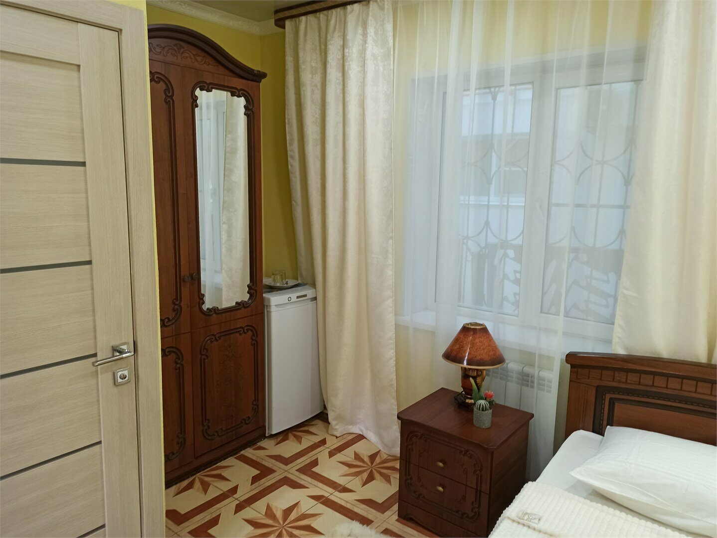 бюджетный двухместный номер первый этаж