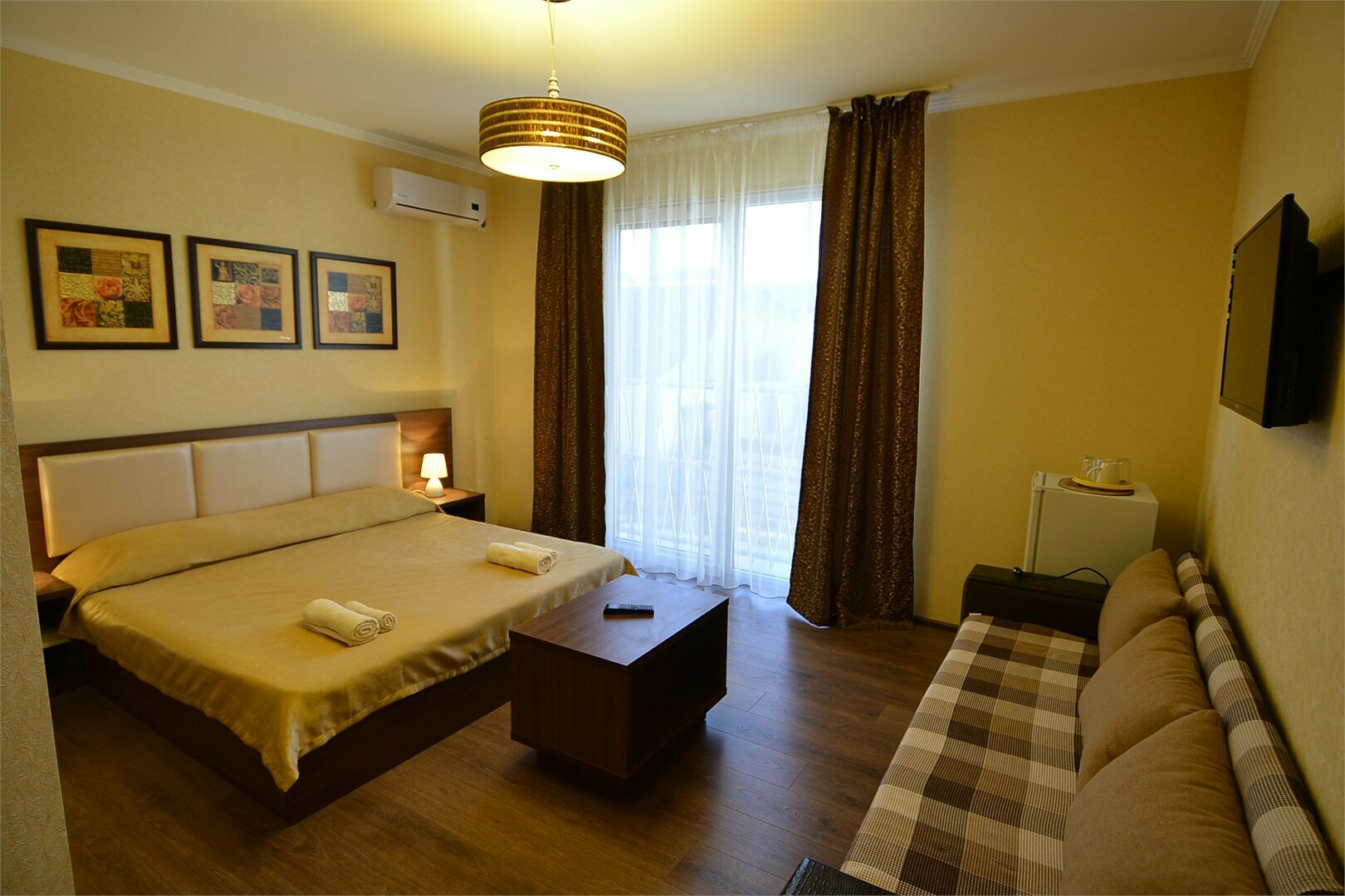 3-стандарт с французским балконом БЕЗ ВИДА