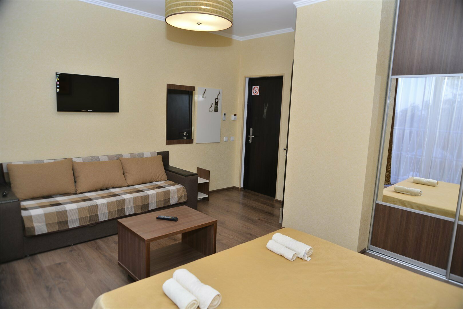 3-стандарт с французским балконом БЕЗ ВИДА