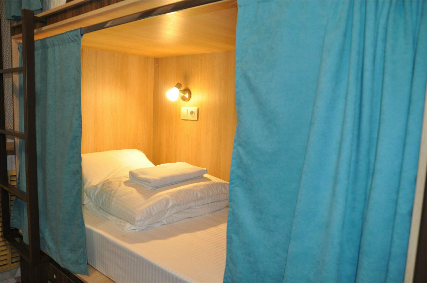 №1 Мужской 4 местный