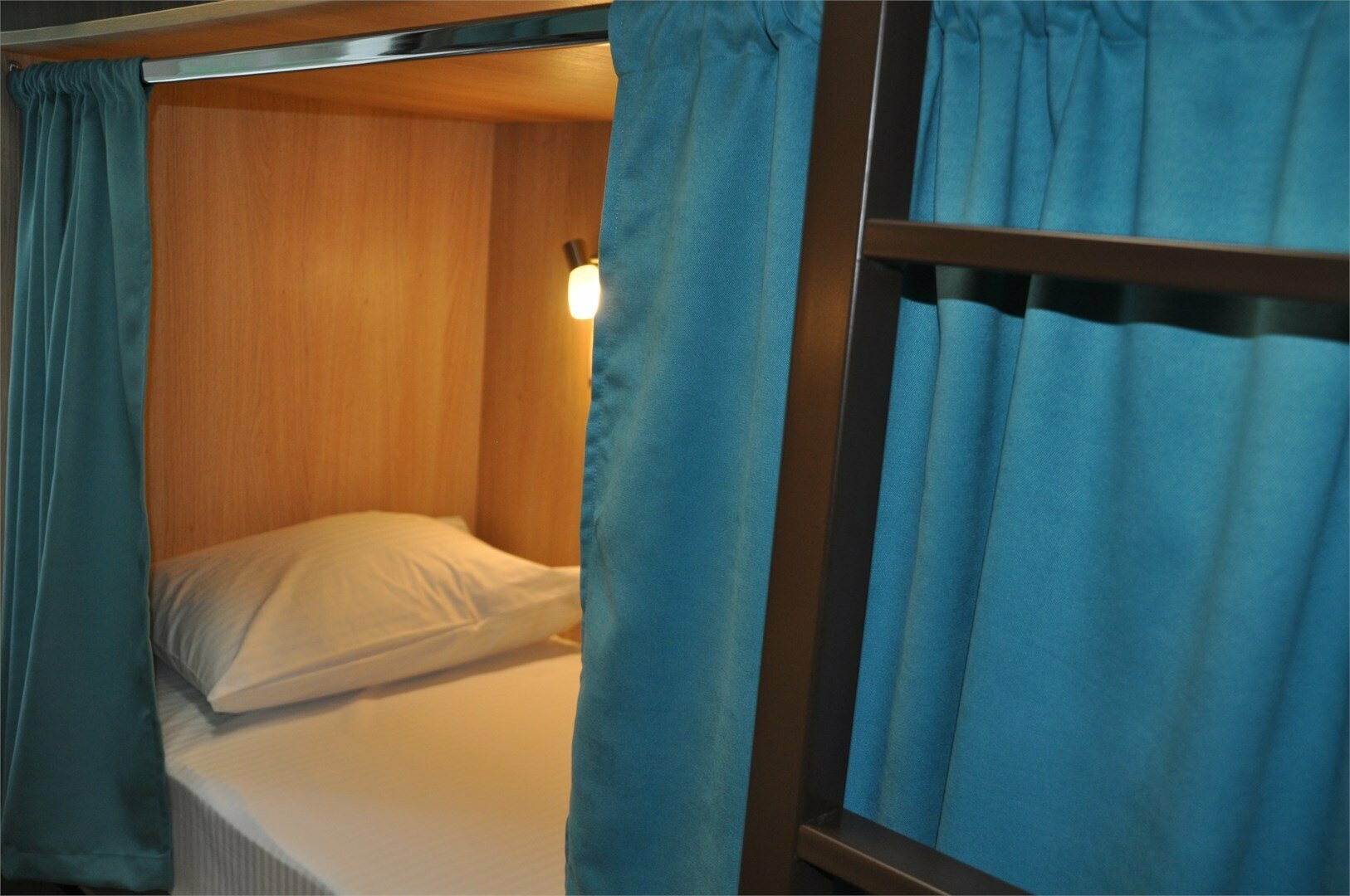 №9 Мужской 4-местный