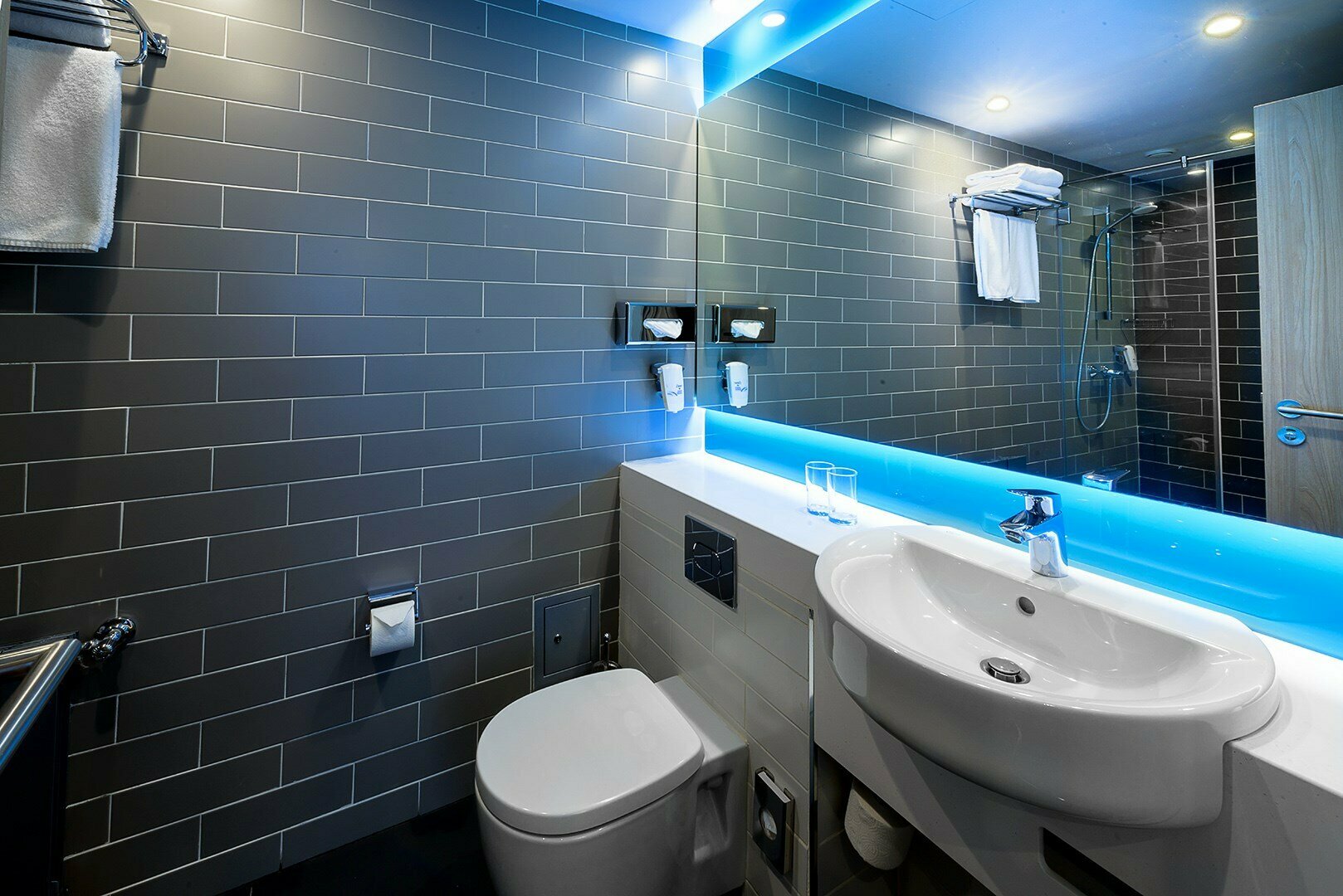 Стандартный номер c двуспальной кроватью