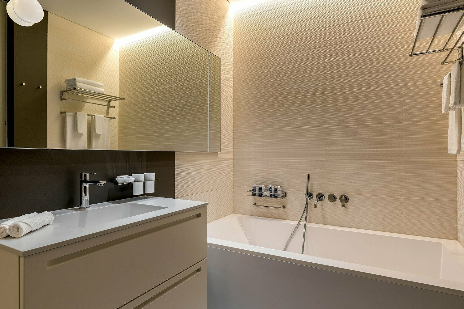 СЕМЕЙНЫЙ ЛЮКС