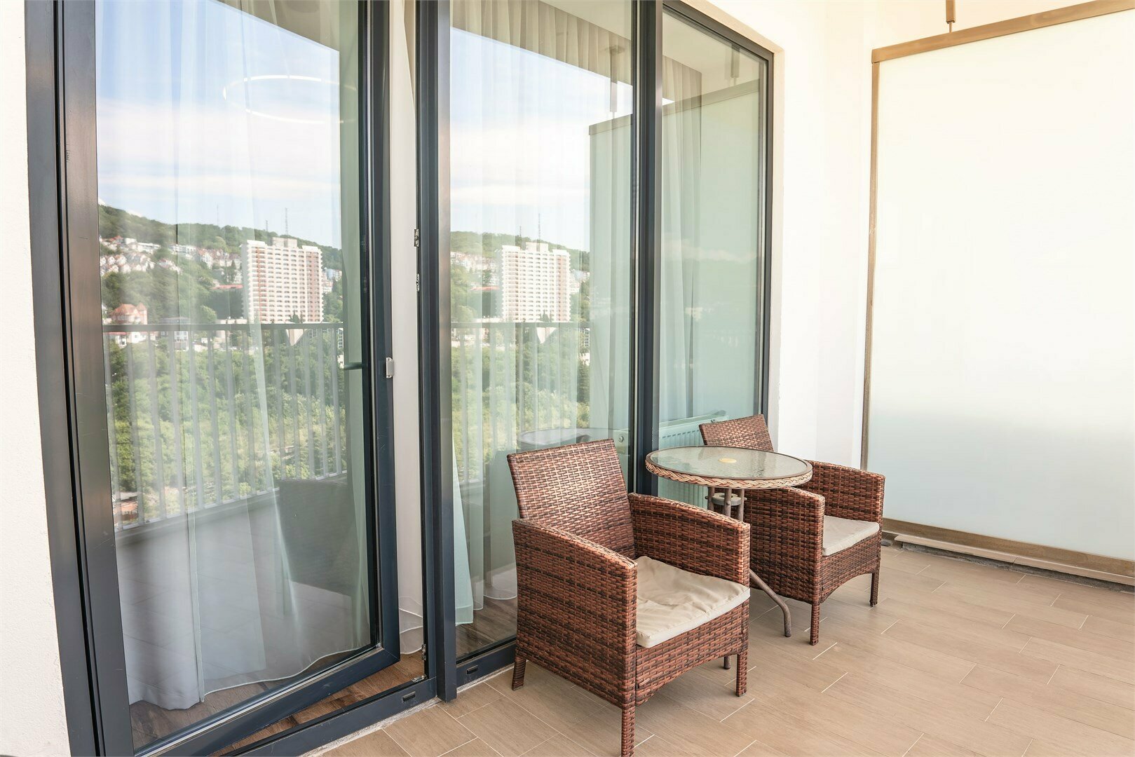 Апартаменты с балконом