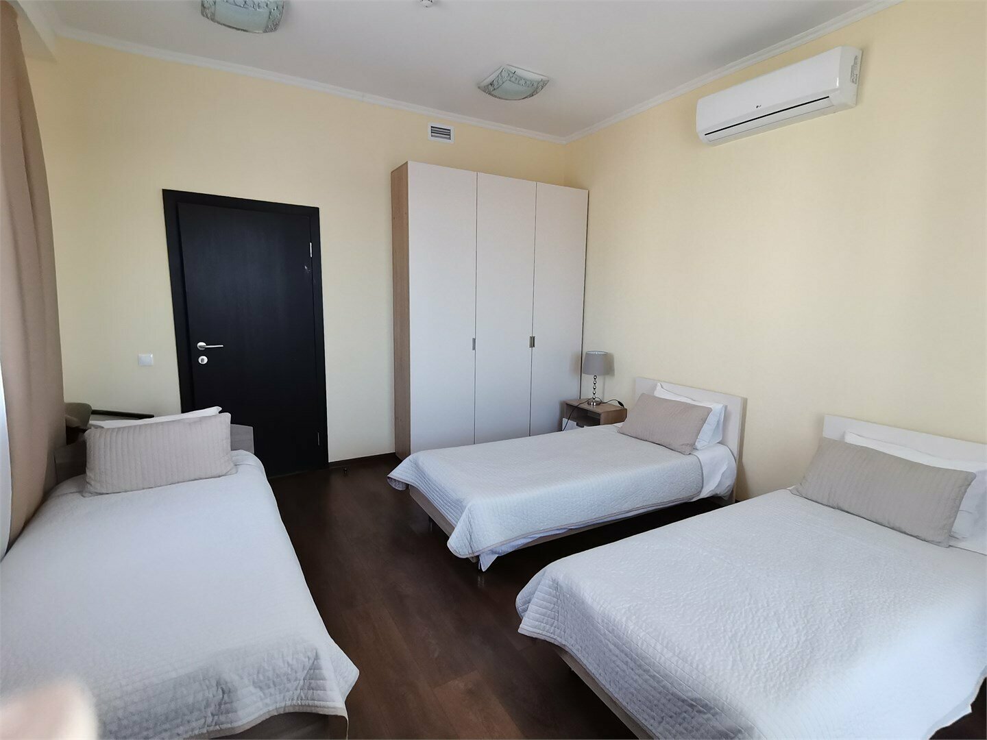 Стандартный трехместный номер