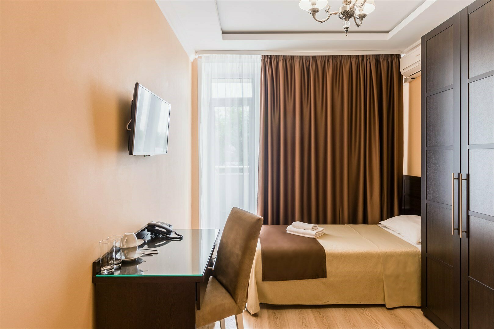 Двухместный номер с двумя кроватями, балконом и видом на парк