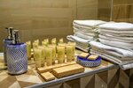 Номер студио двухместный с видом на бассейн без балкона в Брют
