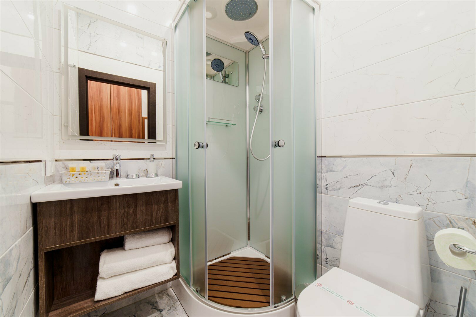 Стандартный номер с кроватью размера «king-size»