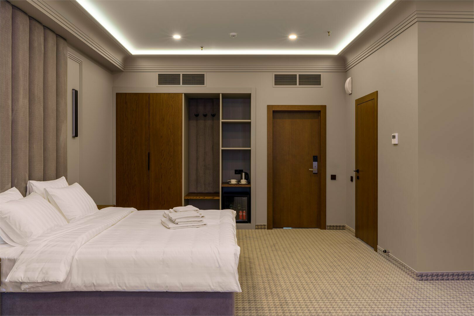 Джуниор сьют