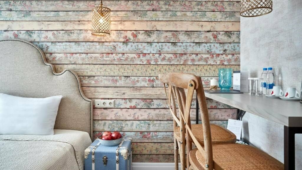 Улучшенный семейный номер с двумя спальнями и балконом