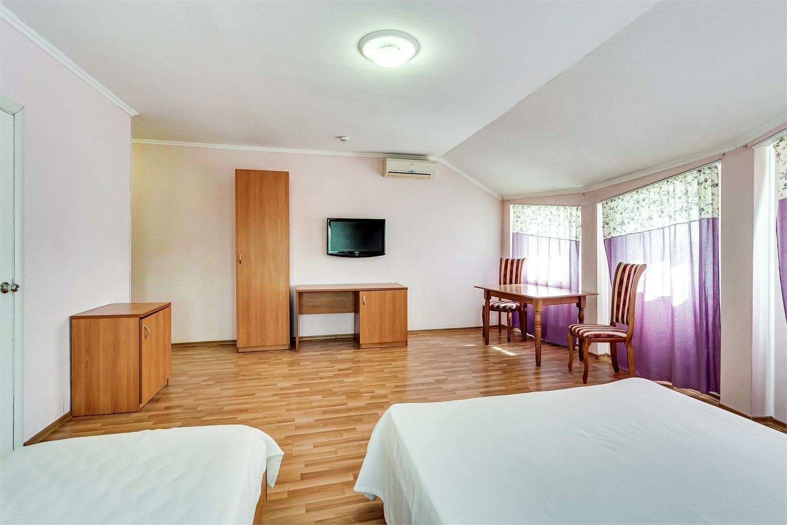 Пятиместный двухкомнатный Семейный