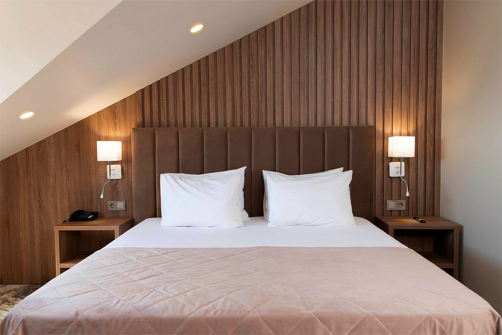 Высшая категория "Сюит" (Полулюкс улучшенный)