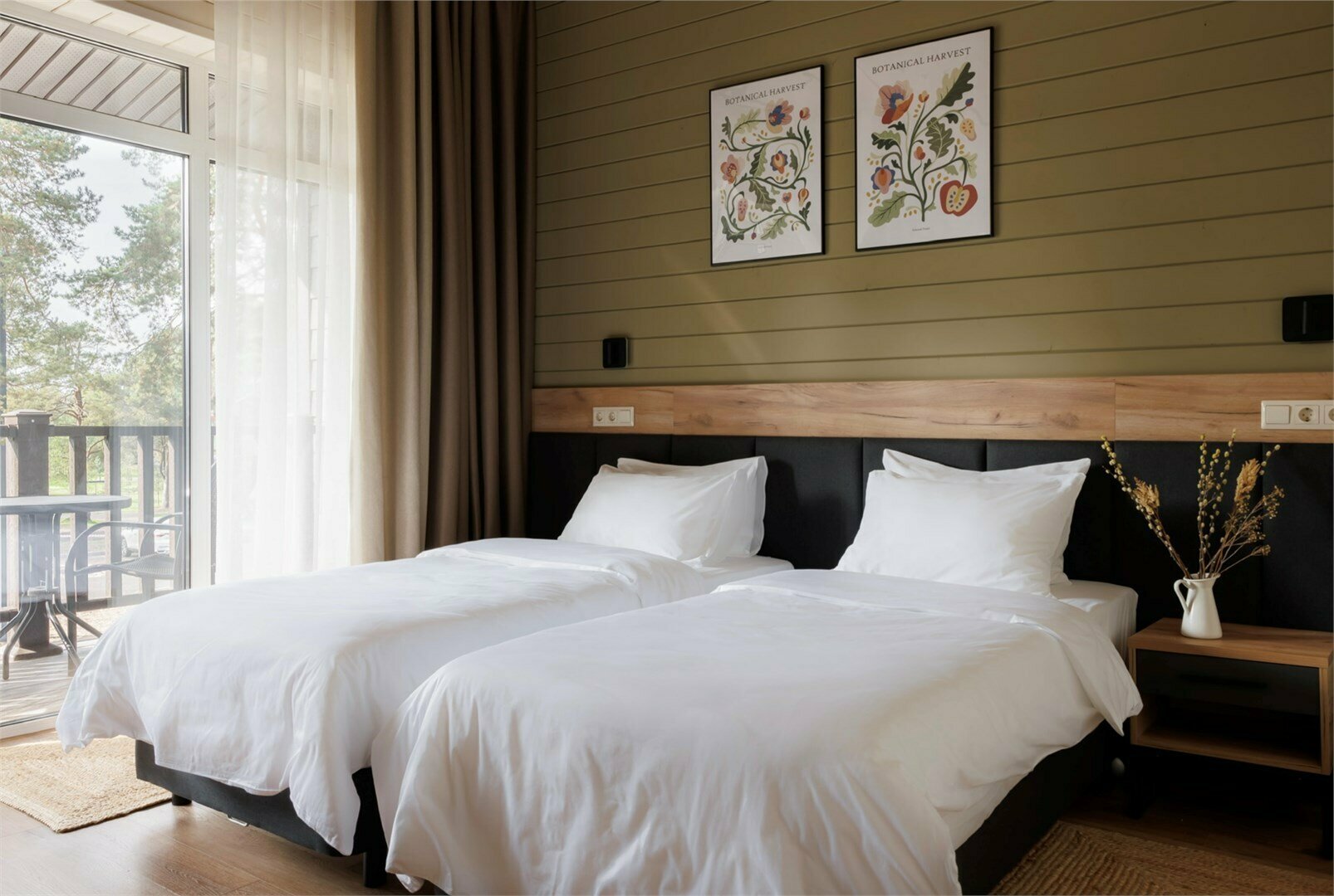 Стандарт с двумя раздельными кроватями и балконом