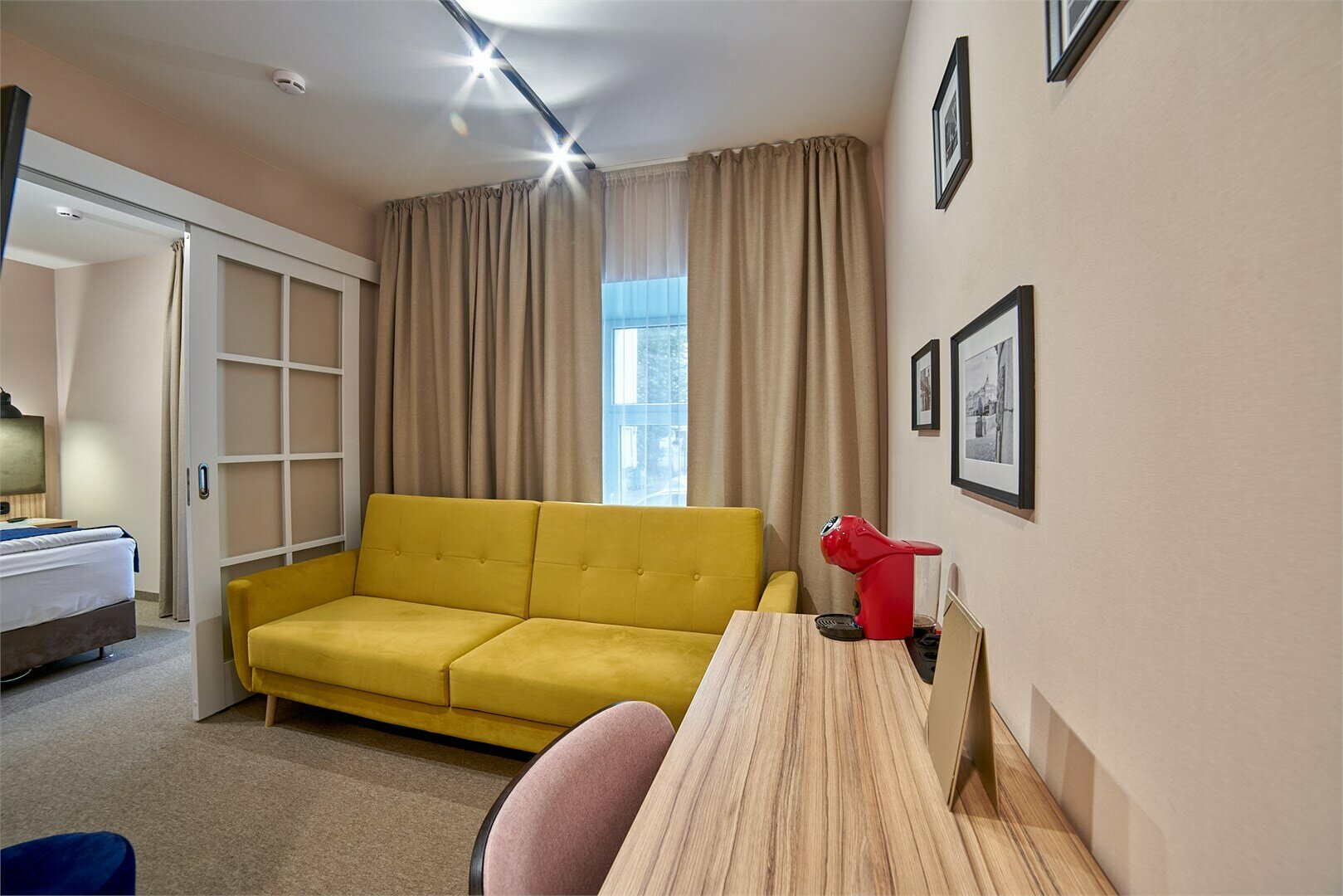 Трехместный номер Делюкс