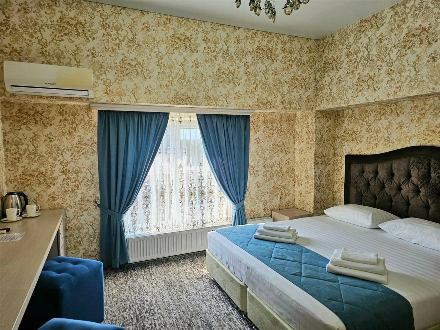 Улучшенный люкс