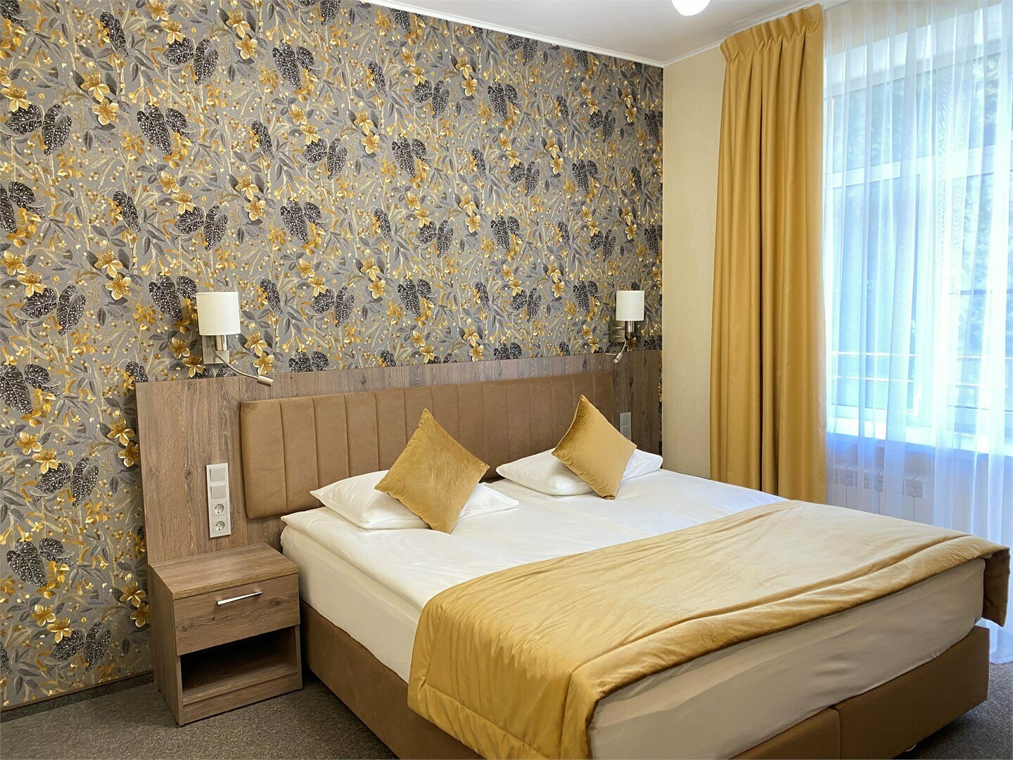 Стандарт с балконом (Проживание с домашними животными)