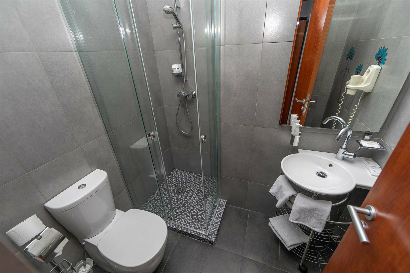 Стандарт семейный, вид на реку