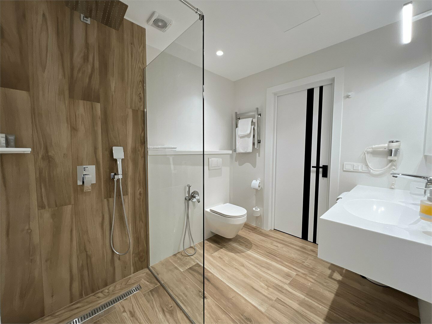 Семейный полулюкс с террасой с видом на море