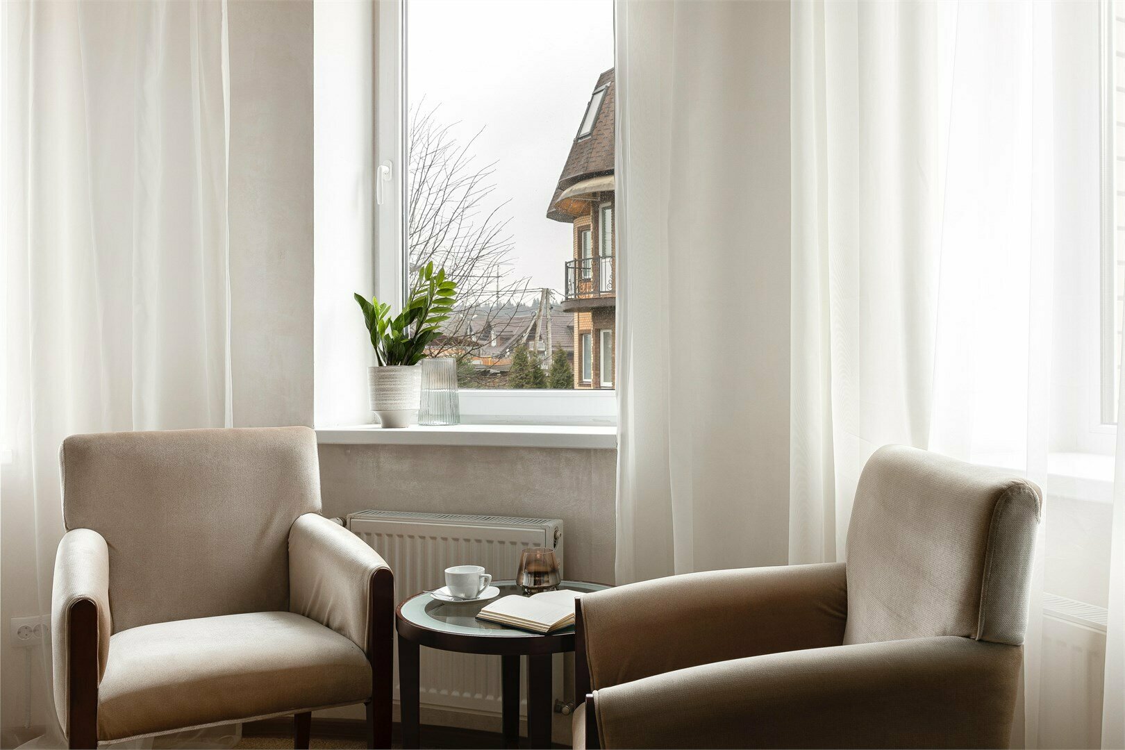 Номер "Семицветик" с одной большой кроватью