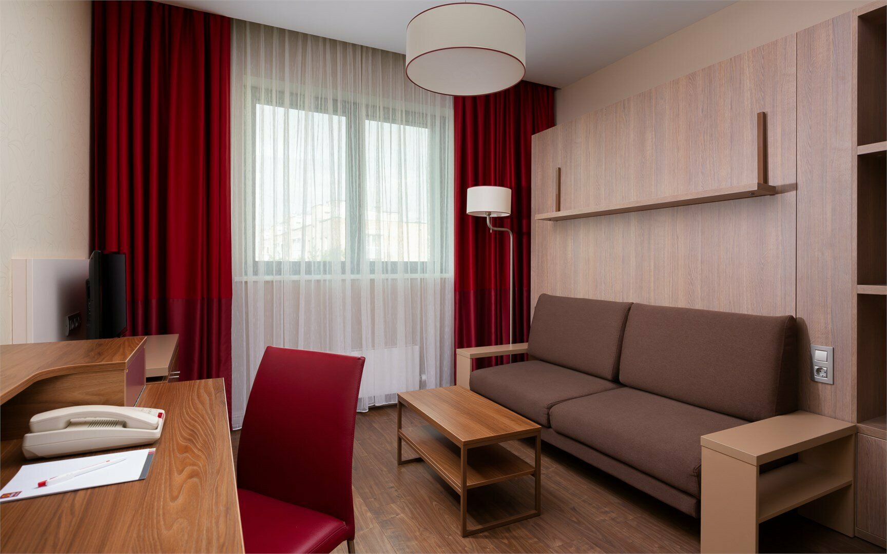 Номер Studio с двуспальной кроватью-трансформером