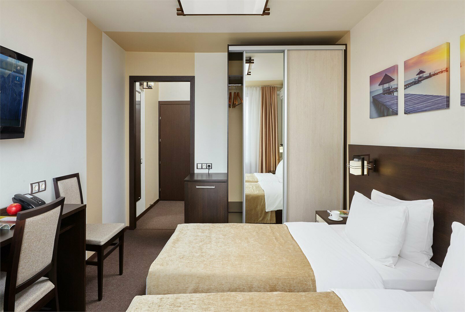 Комфорт с 2 кроватями (первой категории)