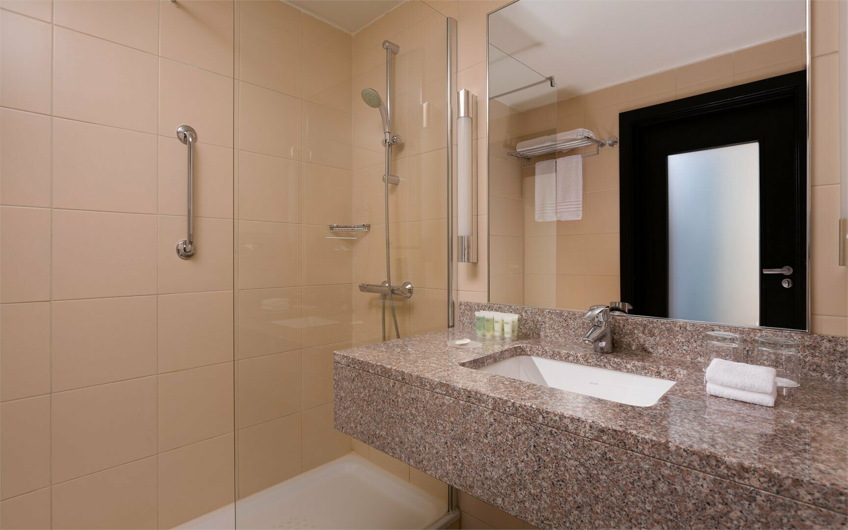 Двухкомнатный Люкс (с видом на город)