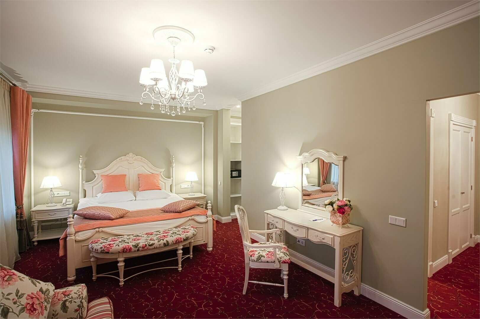 Делюкс с гардеробной