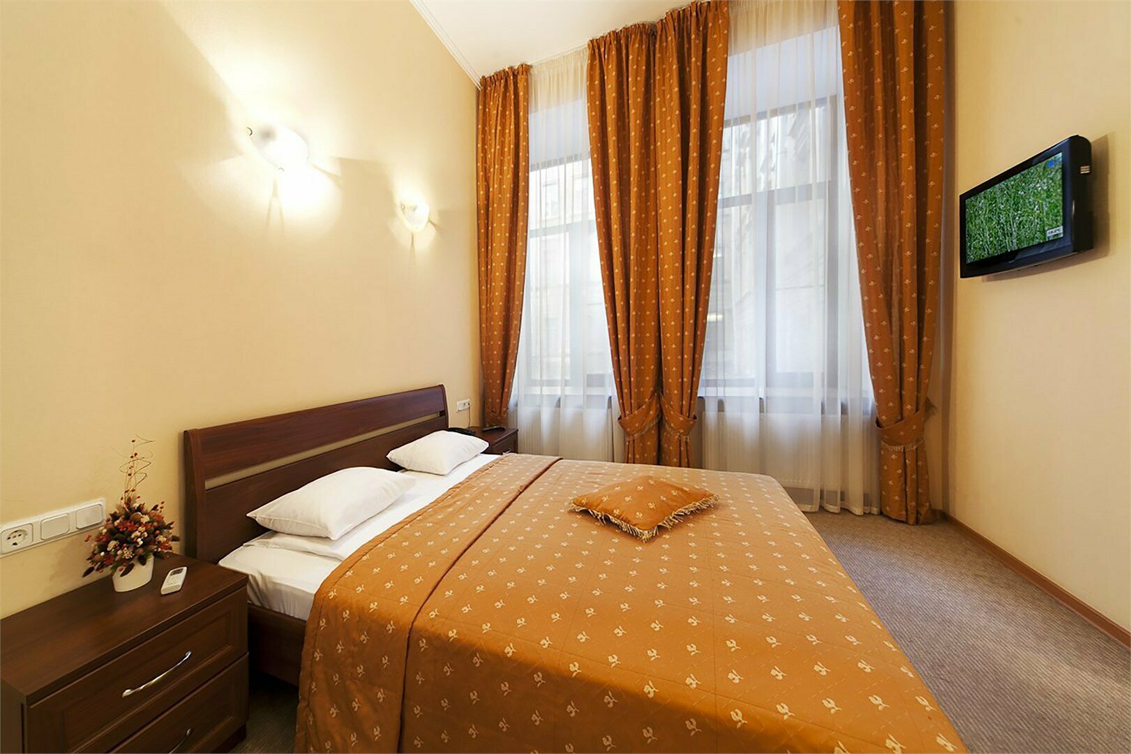 Стандартный номер с двуспальной кроватью