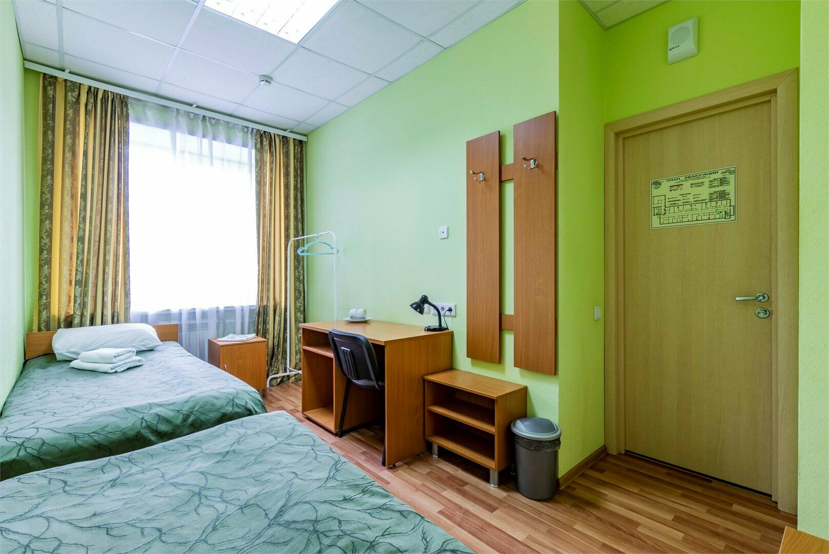 Двухместный номер РЕТРО с удобствами в блоке