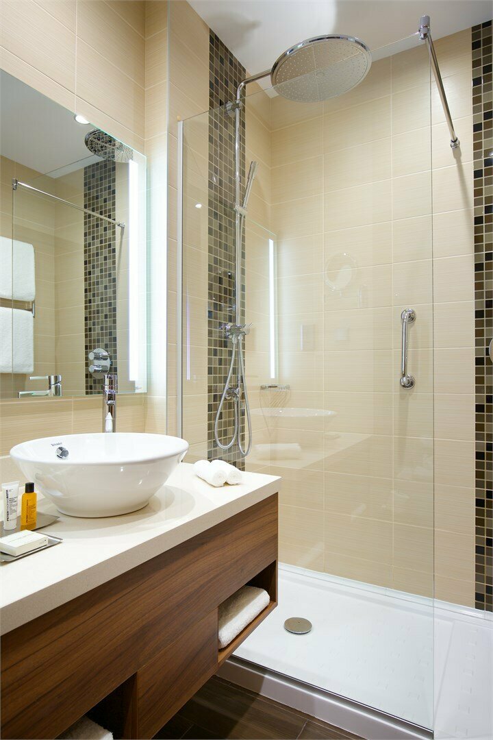 Улучшенный номер с кроватью размера «king-size»