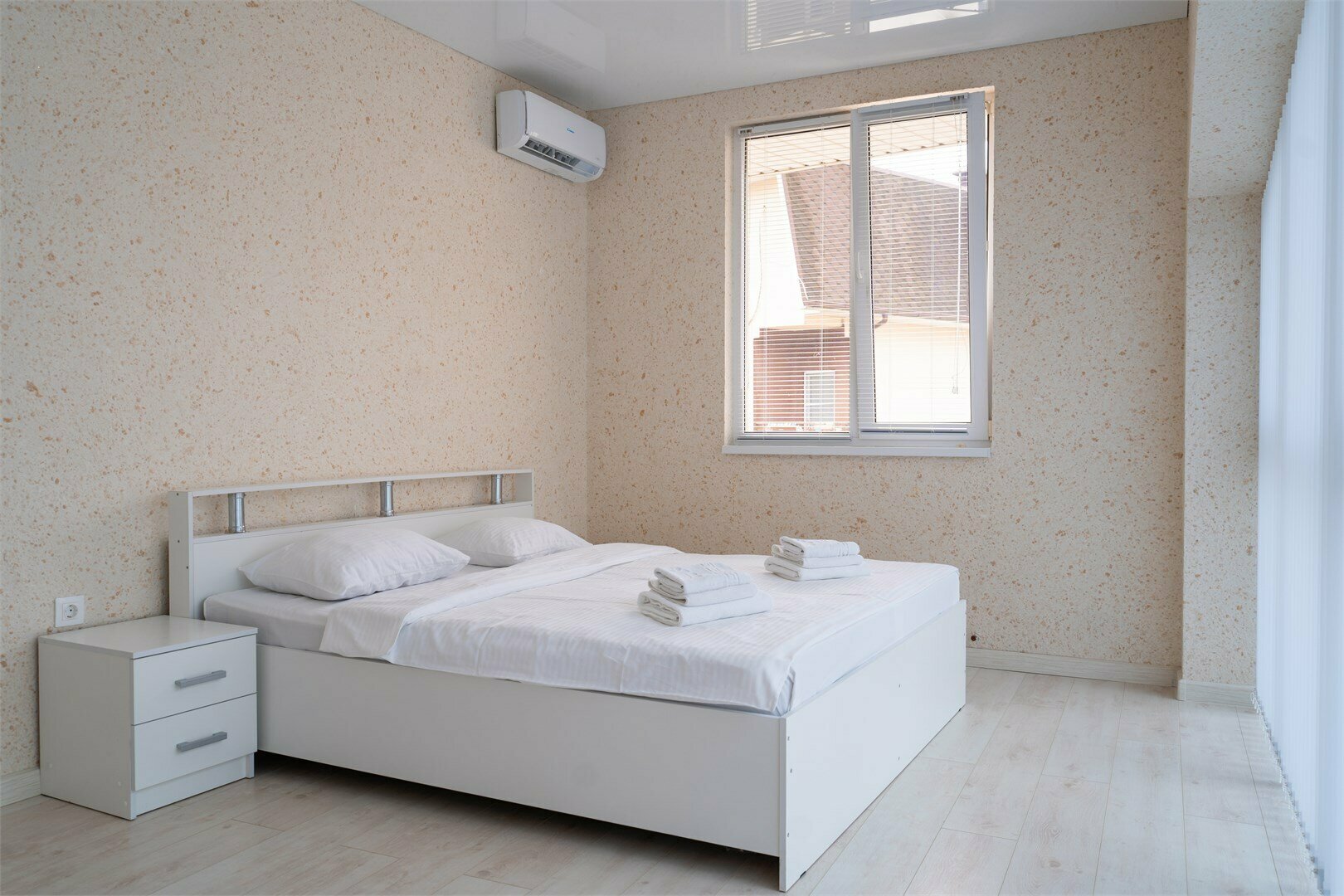 Улучшенный номер с кроватью размера «king-size»