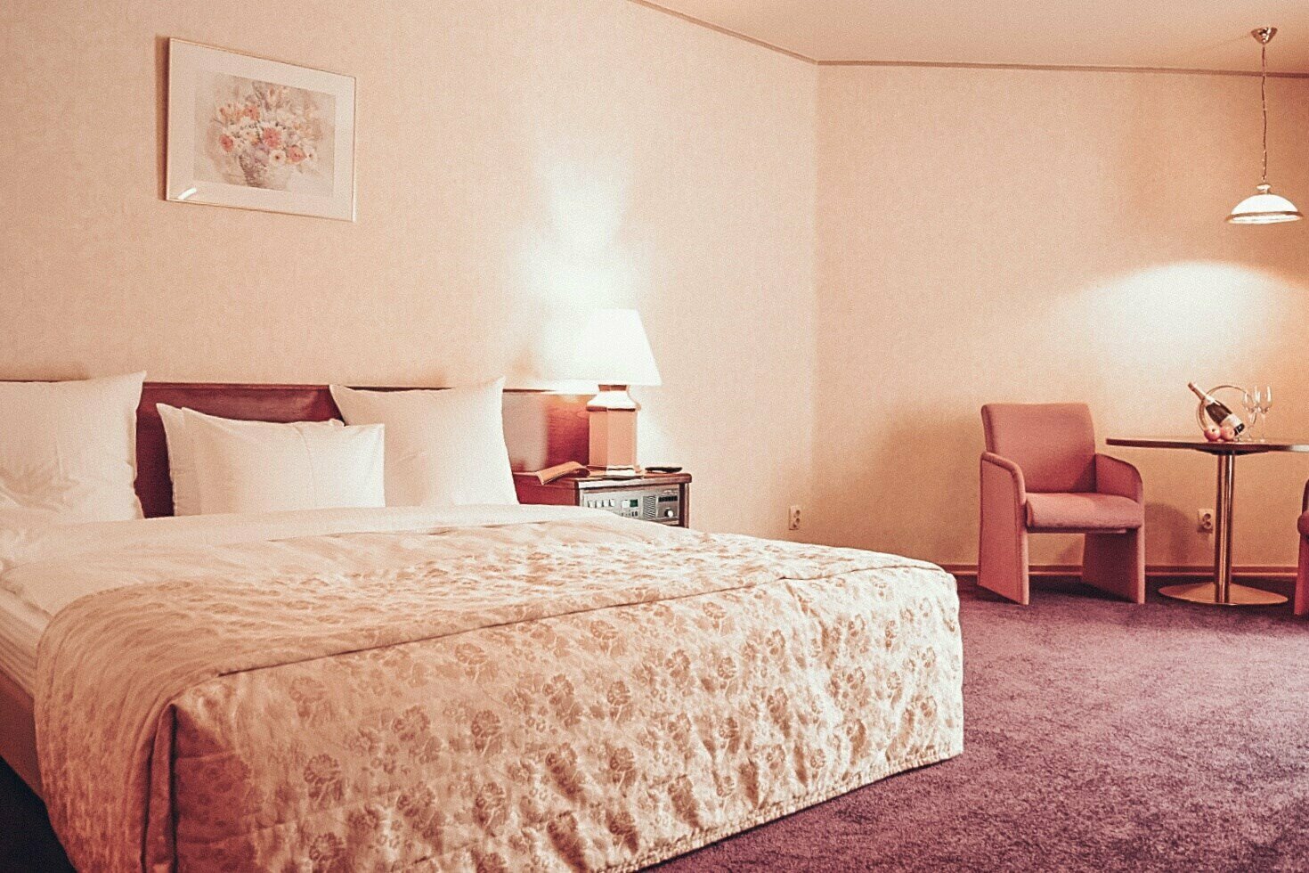 Стандартный номер с кроватью размера «king-size»