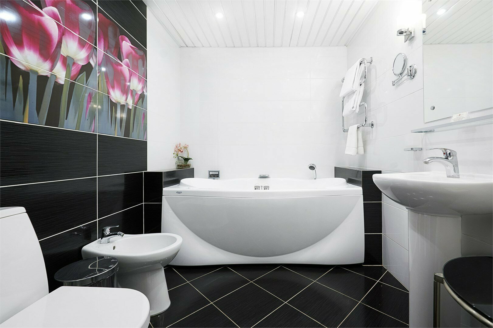 Люкс Гранд Триумфальный