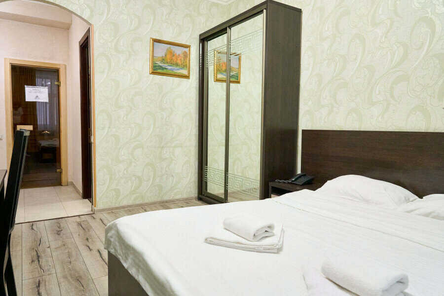 Номер Делюкс