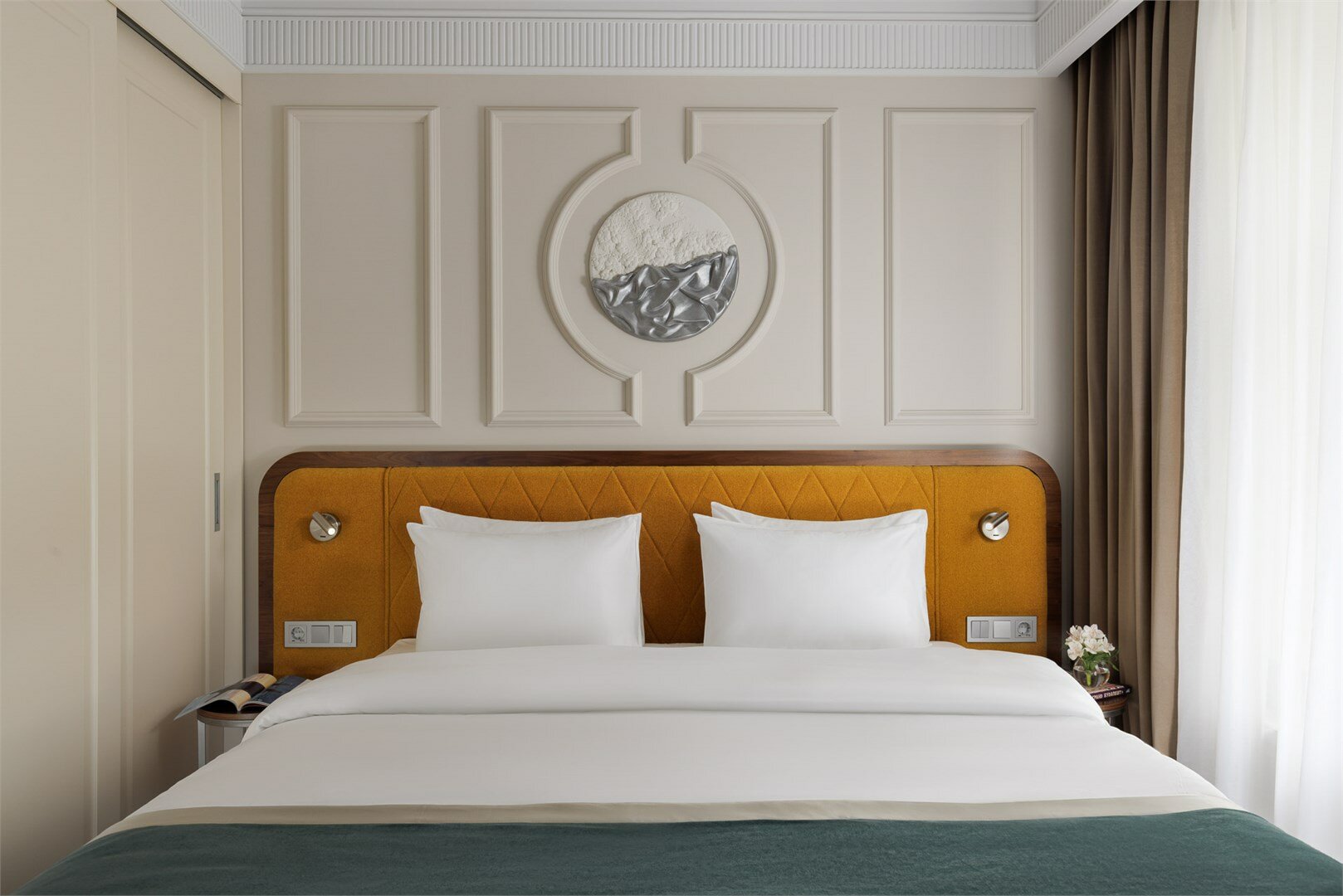 Стандартный двухместный номер  с 1 кроватью и французским балконом