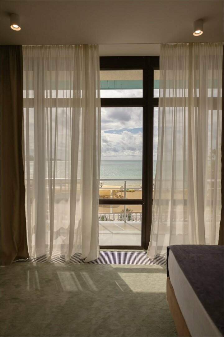 Джуниор Сюит с видом на море и балконом