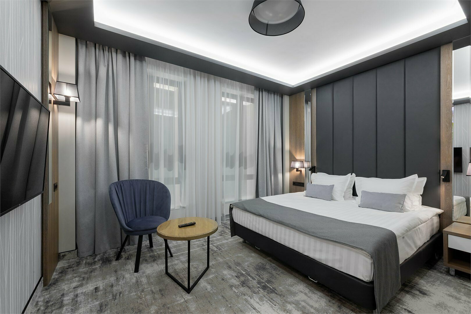 Люкс с балконом