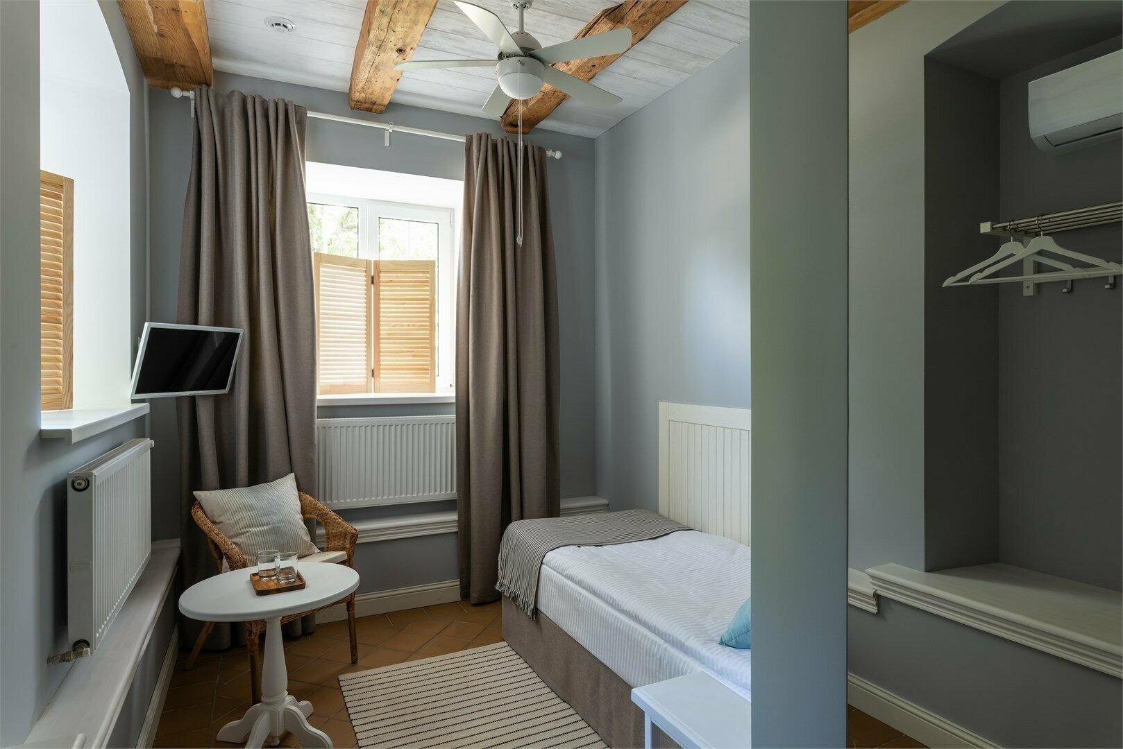 Компакт 1-местный