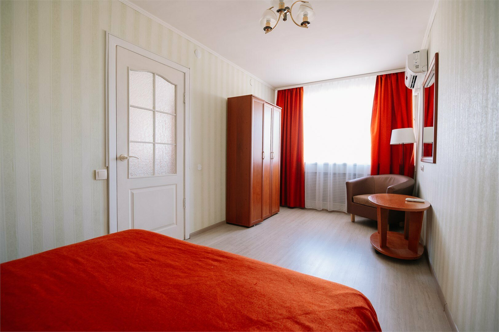 Джуниор Сюит двухкомнатный