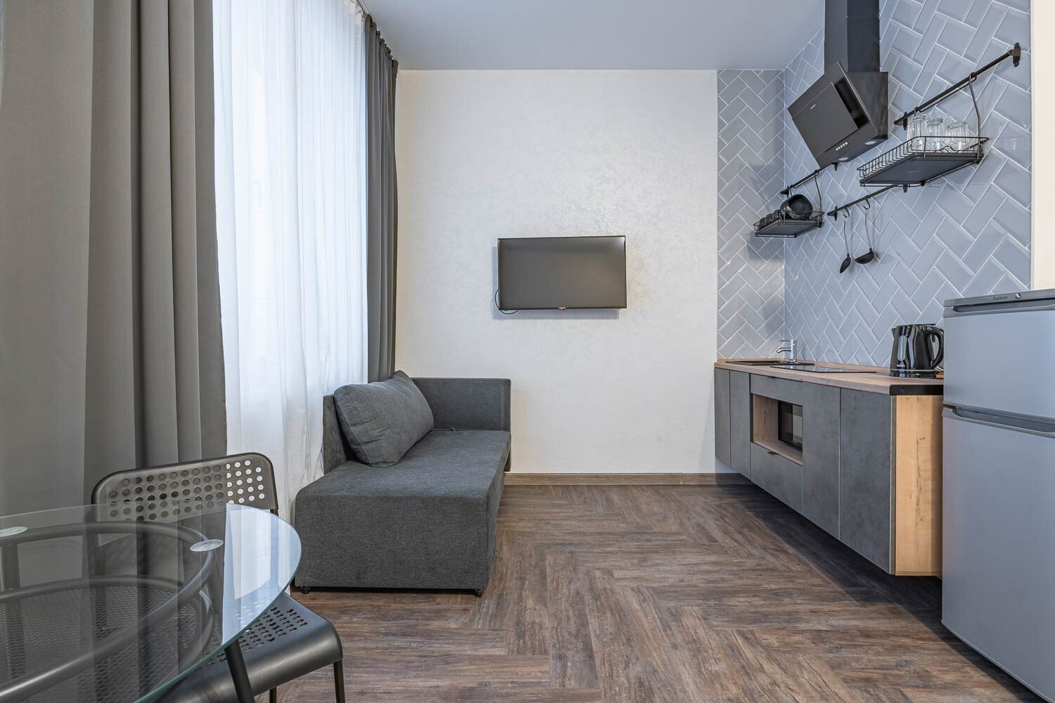 Полулюкс Трехместный с Джакузи