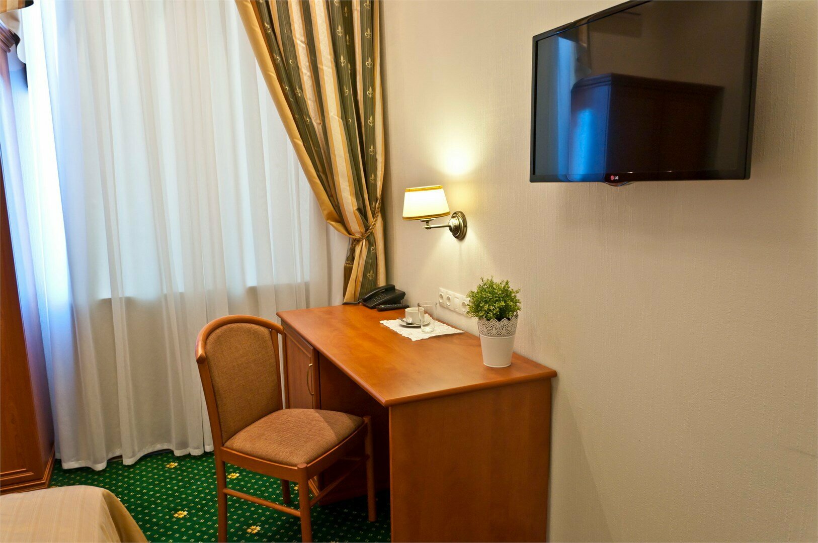 Улучшенный одноместный номер