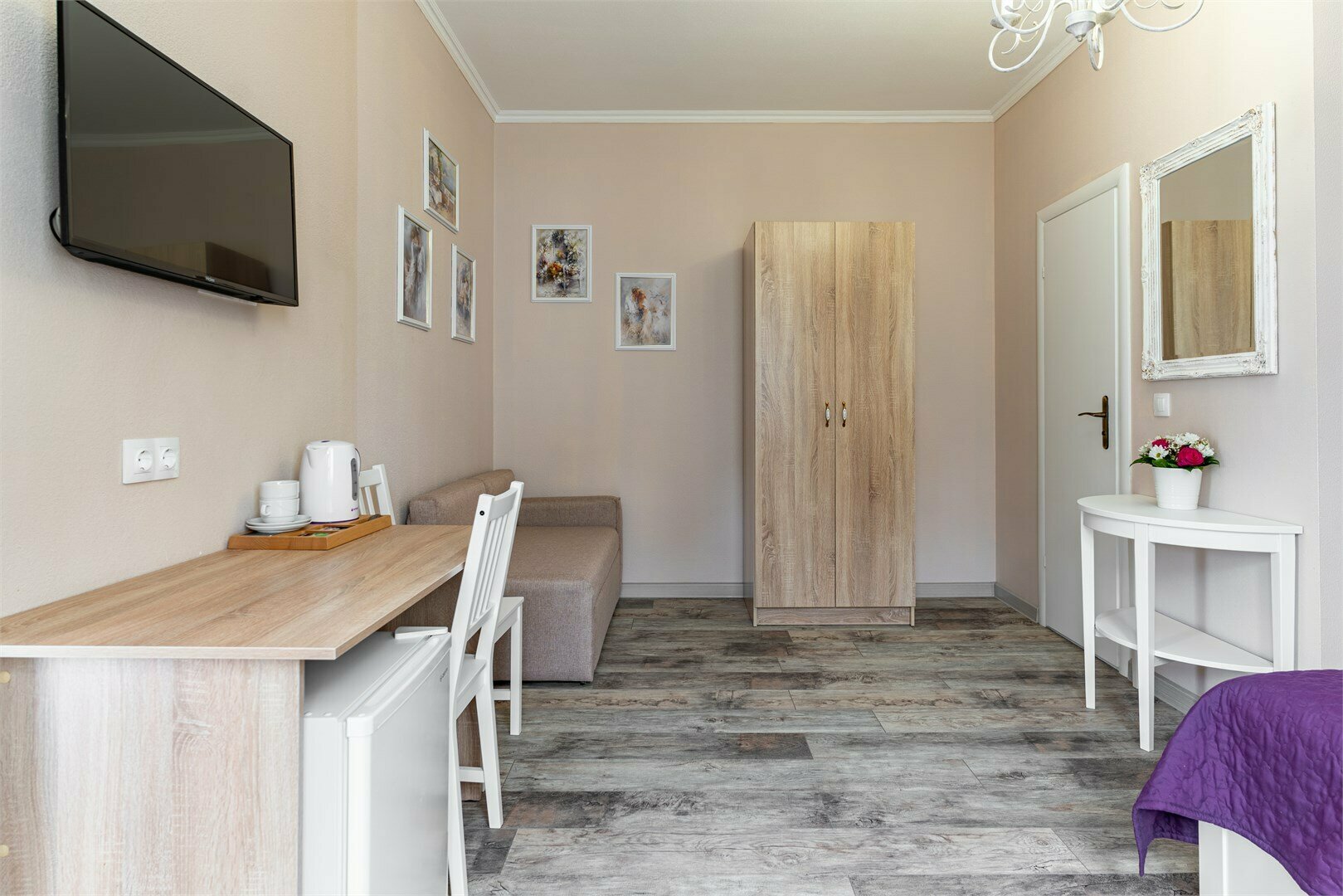 Улучшенный двухместный номер с 1 кроватью или 2 отдельными кроватями, вид на город