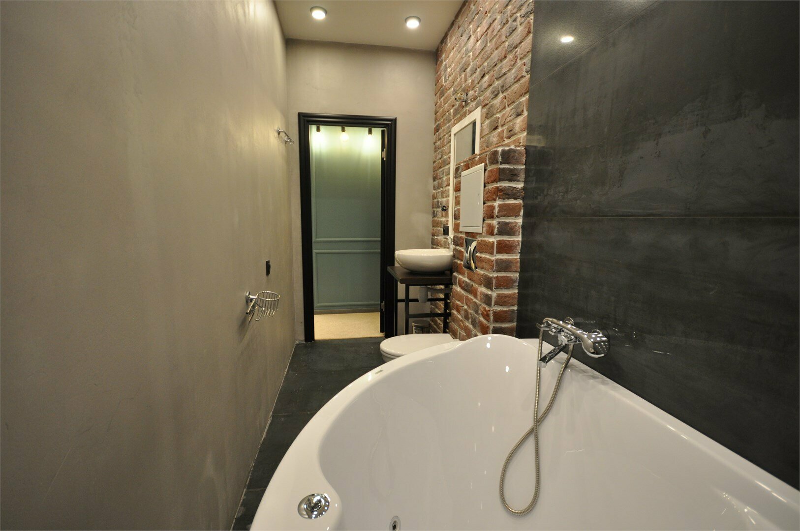 Люкс с кроватью размера «king-size» и гидромассажной ванной