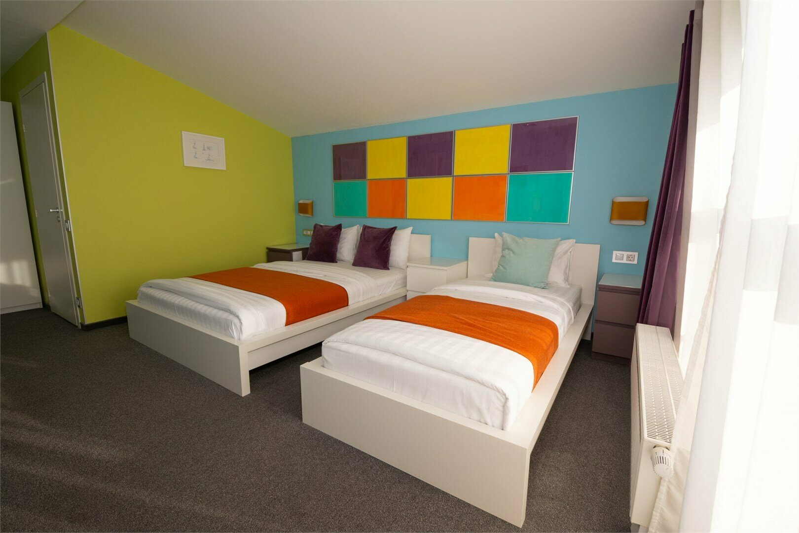 Трехместный номер с двумя кроватями