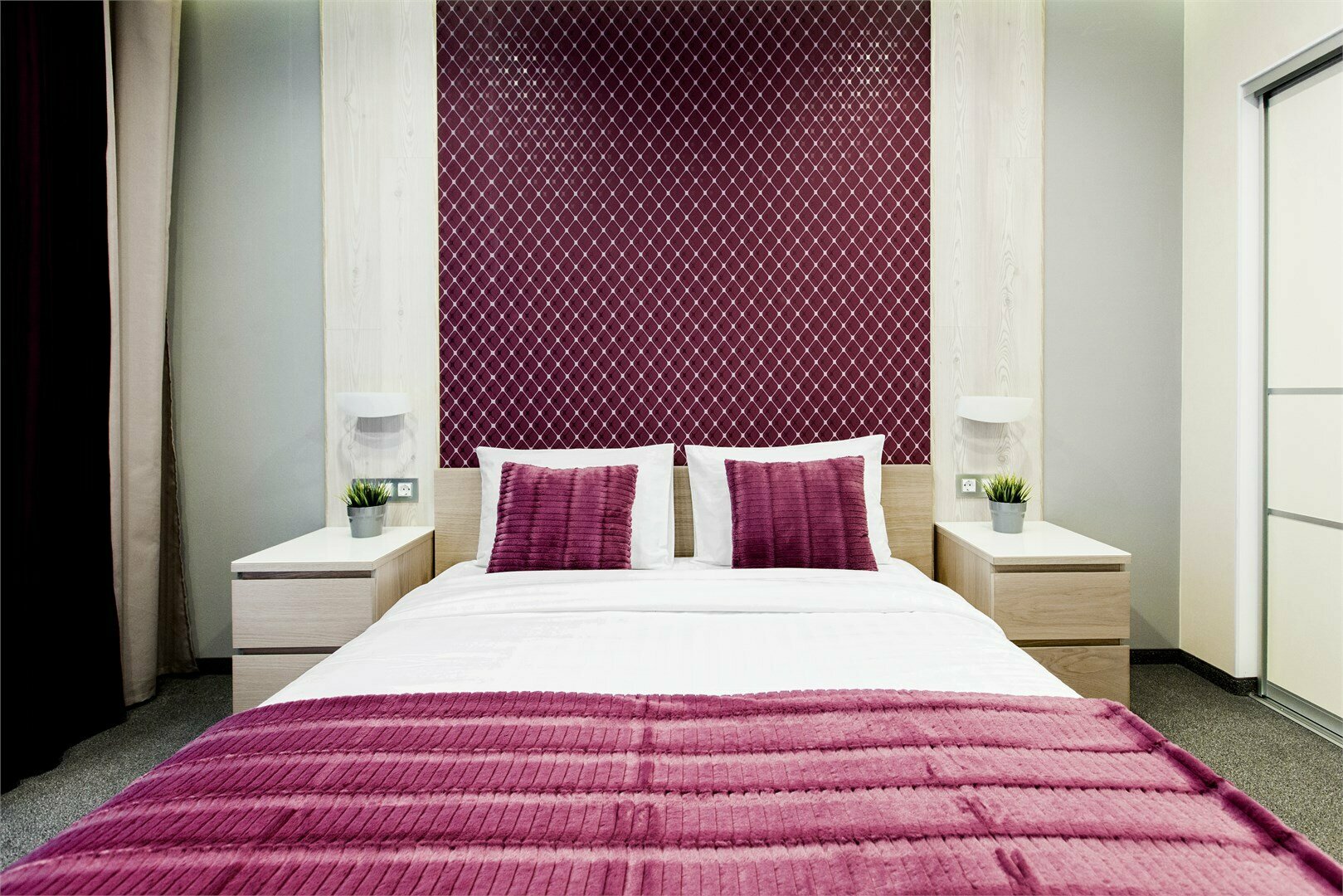 Двухместный номер с одной кроватью и балконом