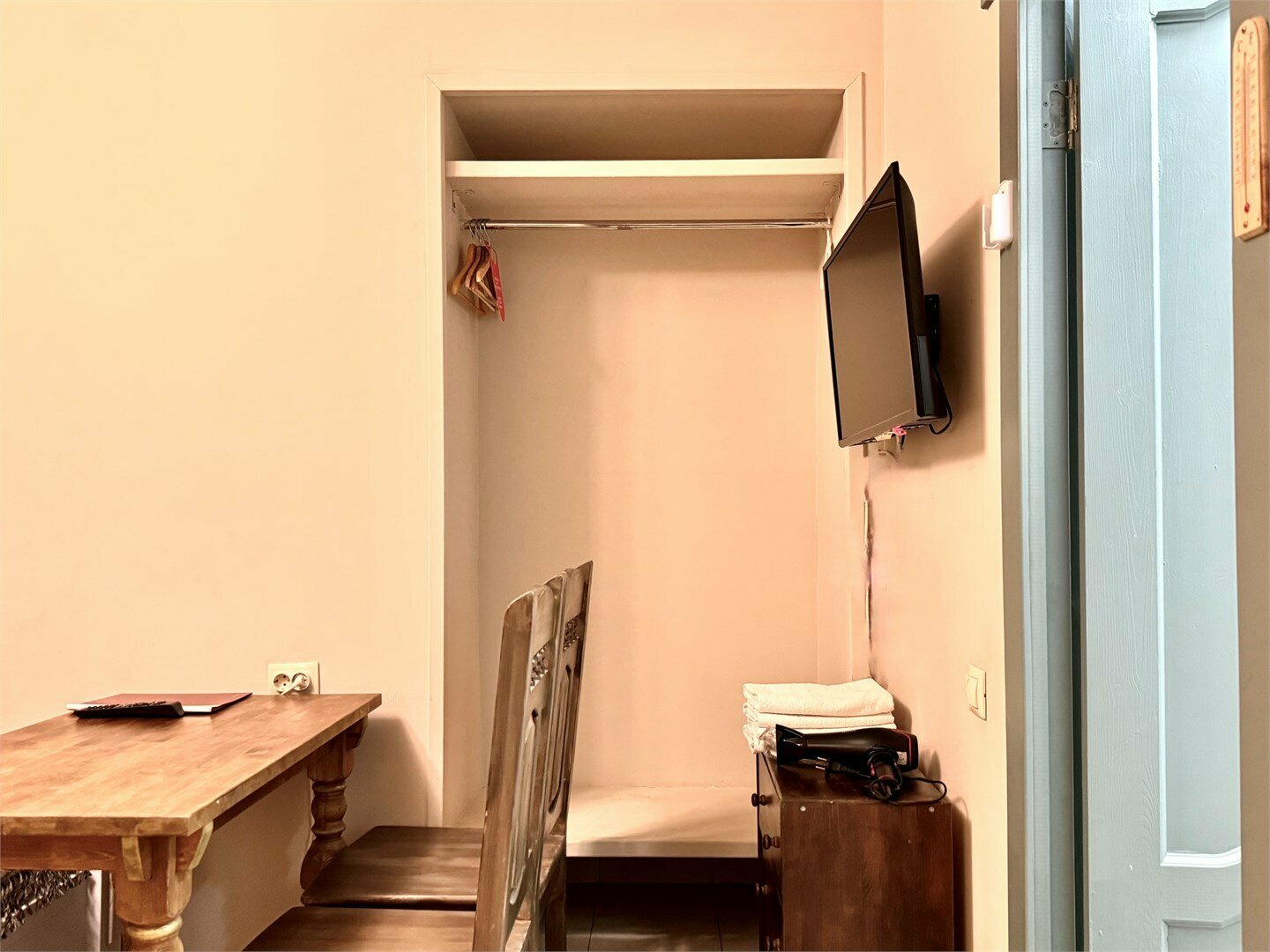 2 одноместные кровати